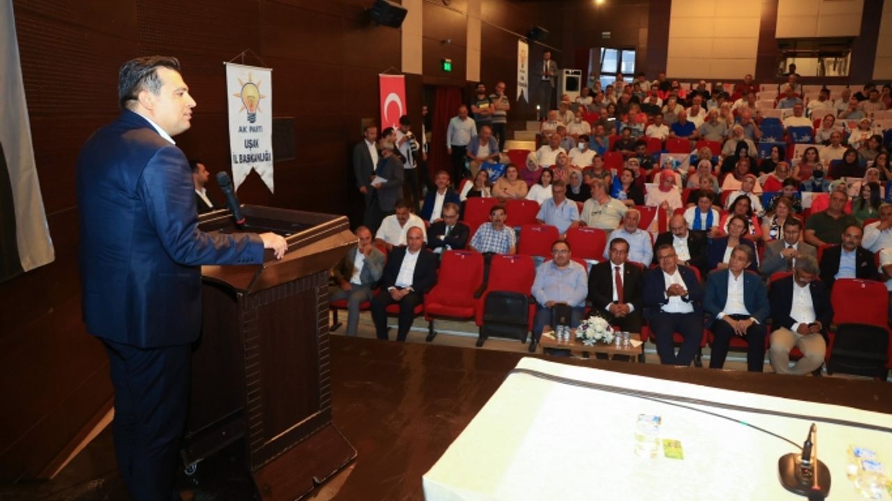 Uşak Belediye Başkanı Mehmet Çakın, 2023'deki seçim için AK Parti teşkilatına mesaj verdi
