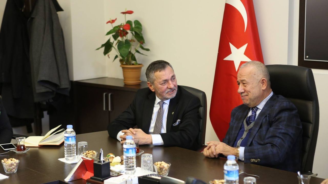 Halil Ağaoğlu, Uşak CHP'den aday olmayacağını söyledi