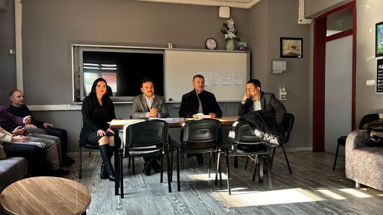 Karakuyu, Derbent, Malkoçoğlu ve Mehmet Emin Hoşgör'deki öğretmenlerle buluştular