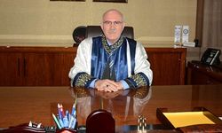 Uşak Üniversitesi Rektörü Prof. Dr. Ekrem Savaş, tekrar rektör olarak atandı