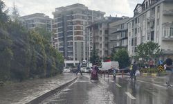 Aydın, İzmir ve Manisa'ya sel uyarısı! Uşak'ta hava nasıl olacak?