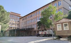 Uşak'a 250 yataklı, üniversiteden bağımsız hastane yapılıyor