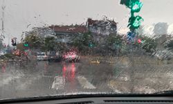 Uşak'ta hava pazar günü yağmurlu olacak! İzmir'de bugün yağış var