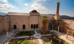650 yıllık cami tekrar açılıyor! Selçuk'taki İsa Bey Camisi'ne turistler yoğun ilgi gösteriyor!