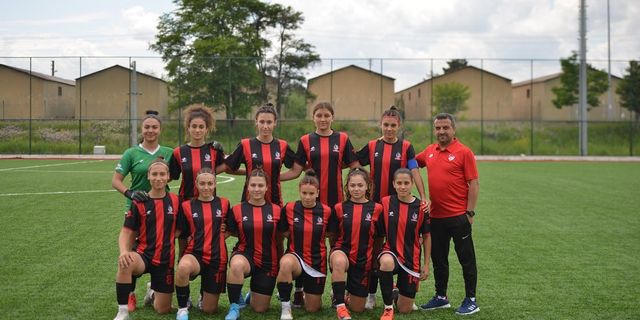 Uşak Belediye Kadın Futbol Takımı, 2. Lig’e çıktı