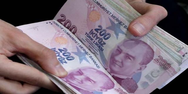 Emeklilere 29 Ekim 2023 Cumhuriyet Bayramı'nda 5'er bin TL ikramiye