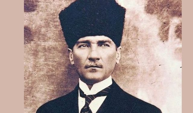 Ulu Önder Atatürk'ün çocuk sevgisi! Uşak'ta minik Salih'i ve diğer yetimleri yalnız bırakmamıştı