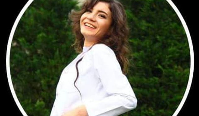Eşme Devlet Hastanesi'nden hemşire Hamide Yıldız Çekin ve oğlu trafik kazasında yaşamını yitirdi