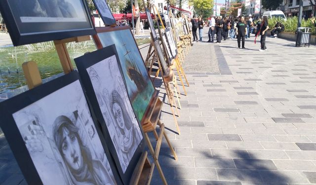 Besim Atalay Güzel Sanatlar, Çanakkale'den Gazze'ye sergisini açtı