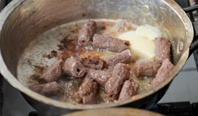 Odun ateşi ve tereyağından lezzetini alan Tire Köfte, TasteAtlas listesinde
