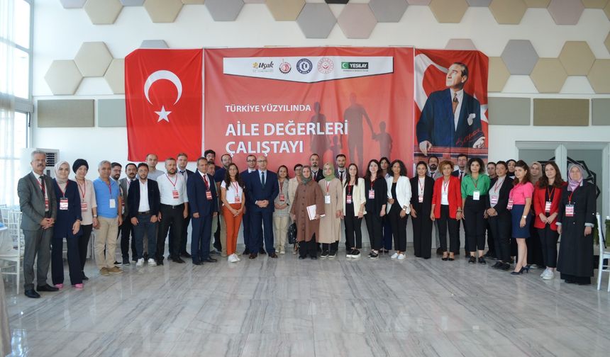 Ekrem Boran, Uşak'taki aileleri ekonomik olarak desteklemeye dair açıklama yaptı