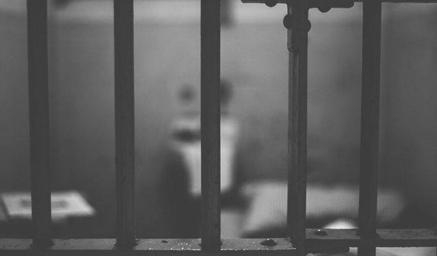 Denizli Ağır Cezada 37 yıl 6 ay ceza alan kişi, Uşak'ta farklı bir kimlikle yakalandı