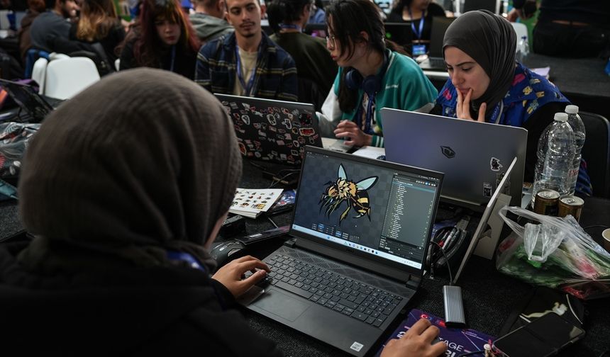 İzmir'de  DIGIAGE Oyun Geliştirme Kampı başladı