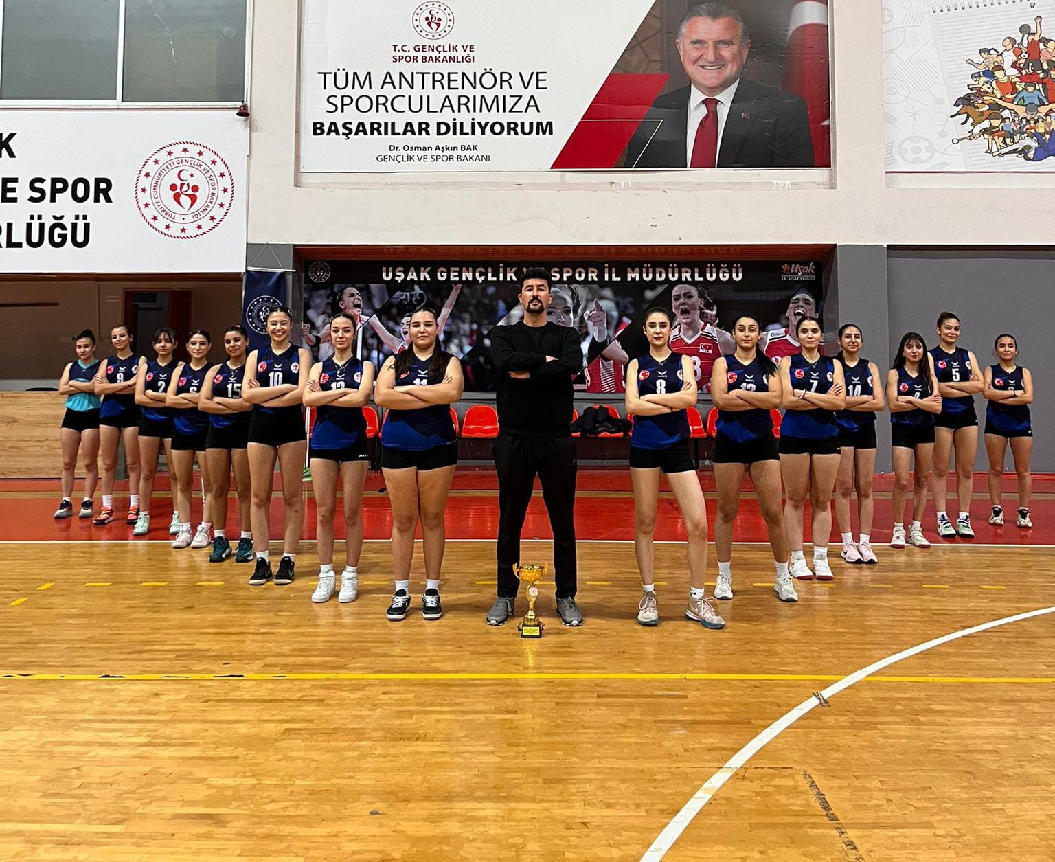 Eşme Voleybol1